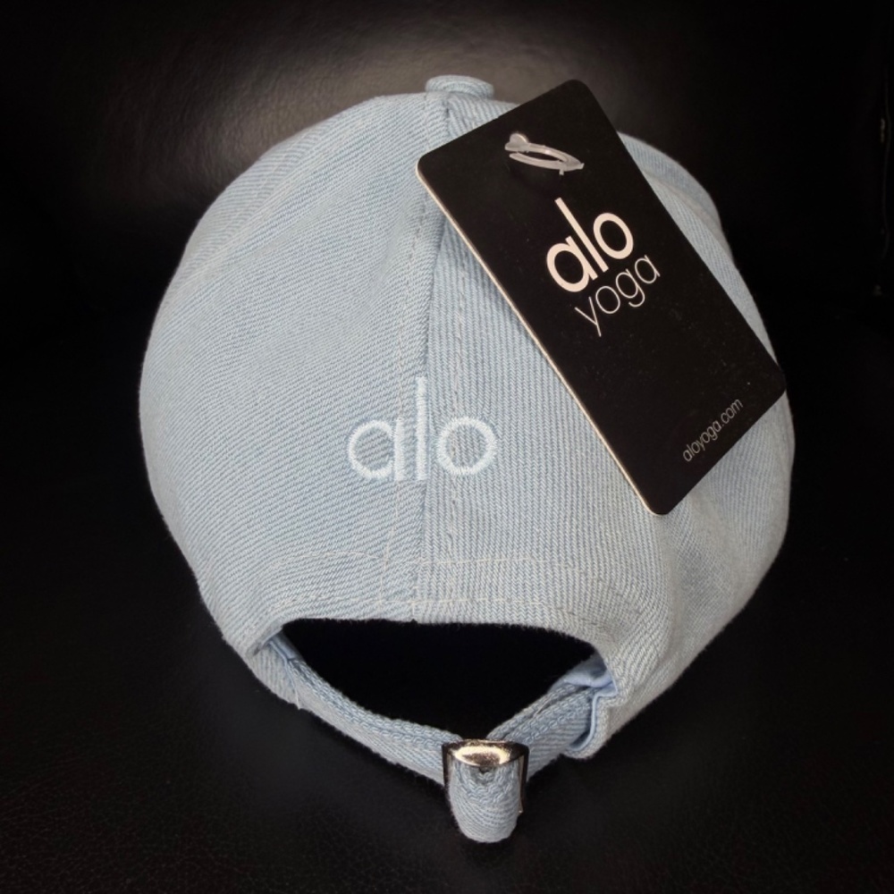 ALO YOGA DENIM BASEBALL CAP HAT UNISEX ONE SIZE ADJUSTABLE NEW - Picture 3 of 4